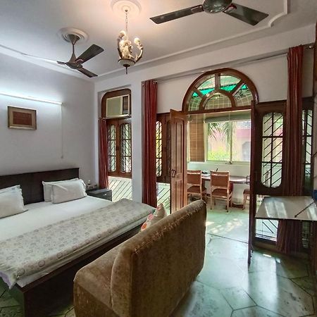 Tatvamasi Homestay New Delhi Eksteriør bilde