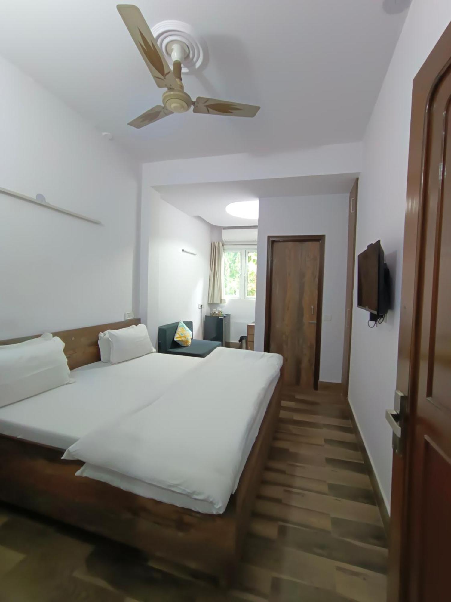 Tatvamasi Homestay New Delhi Eksteriør bilde