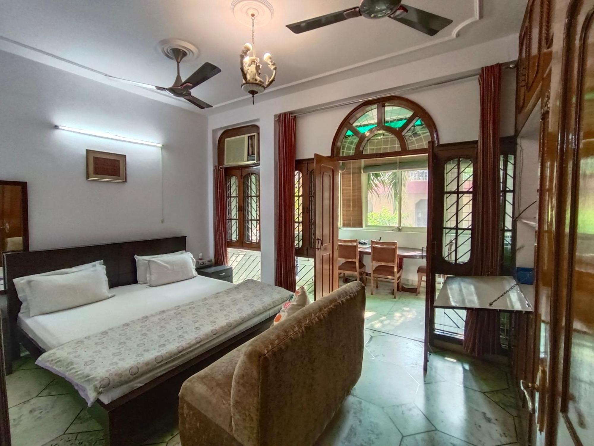 Tatvamasi Homestay New Delhi Eksteriør bilde